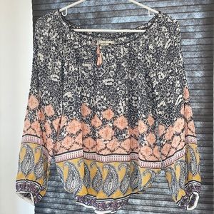 Abercrombie and Fitch off the shoulder top